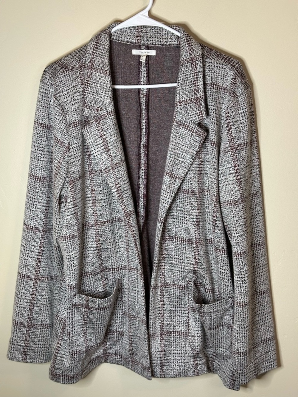 Checked Open-Front Blazer Jacket in Gray and Brown/Maroon